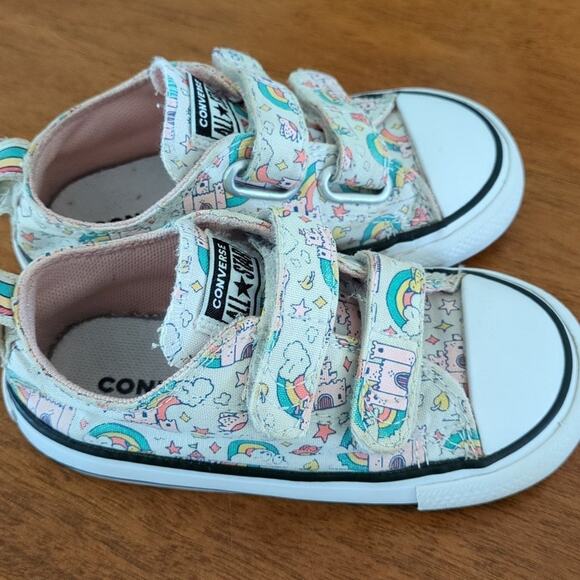 Converse Chuck Taylor All Star Rainbow Castles toddler 7 - Picture 2 of 11